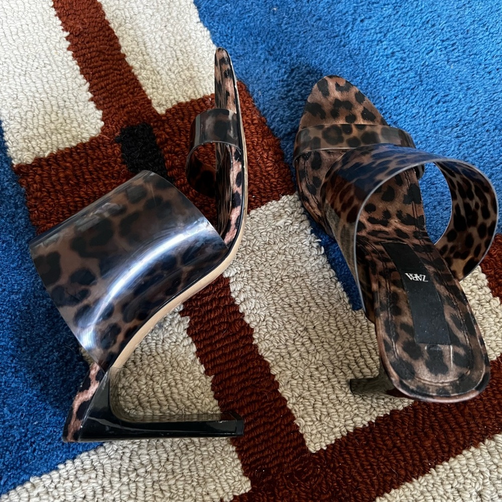 Zara Brown and Black Heels Elegant Design